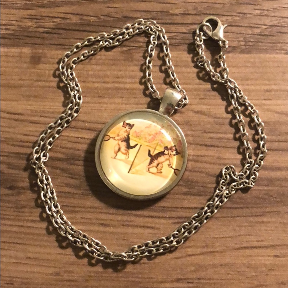 🎾🐱 Cats Playing Tennis Necklace 🐱🎾